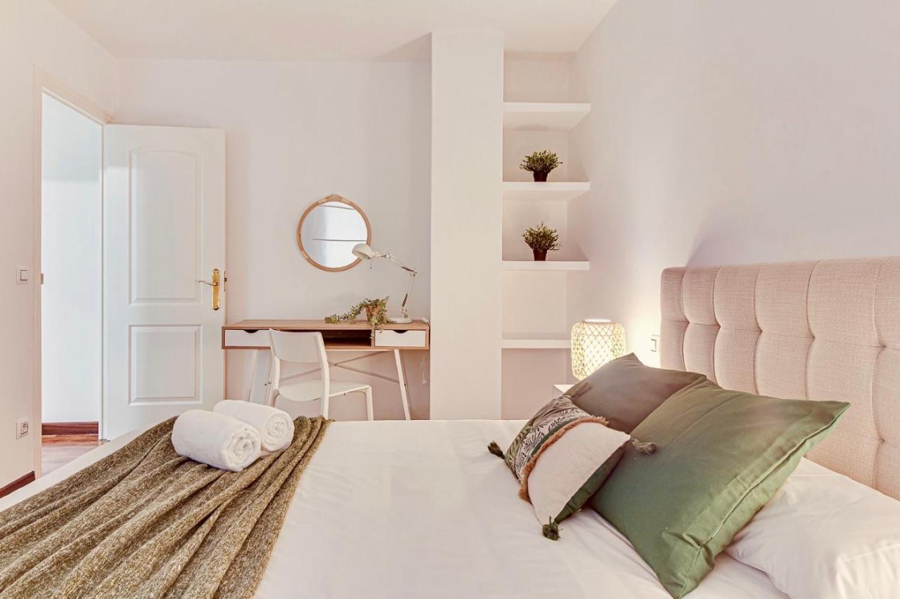 Quiet Marina Gardens Apartment โอโกรูญา ภายนอก รูปภาพ