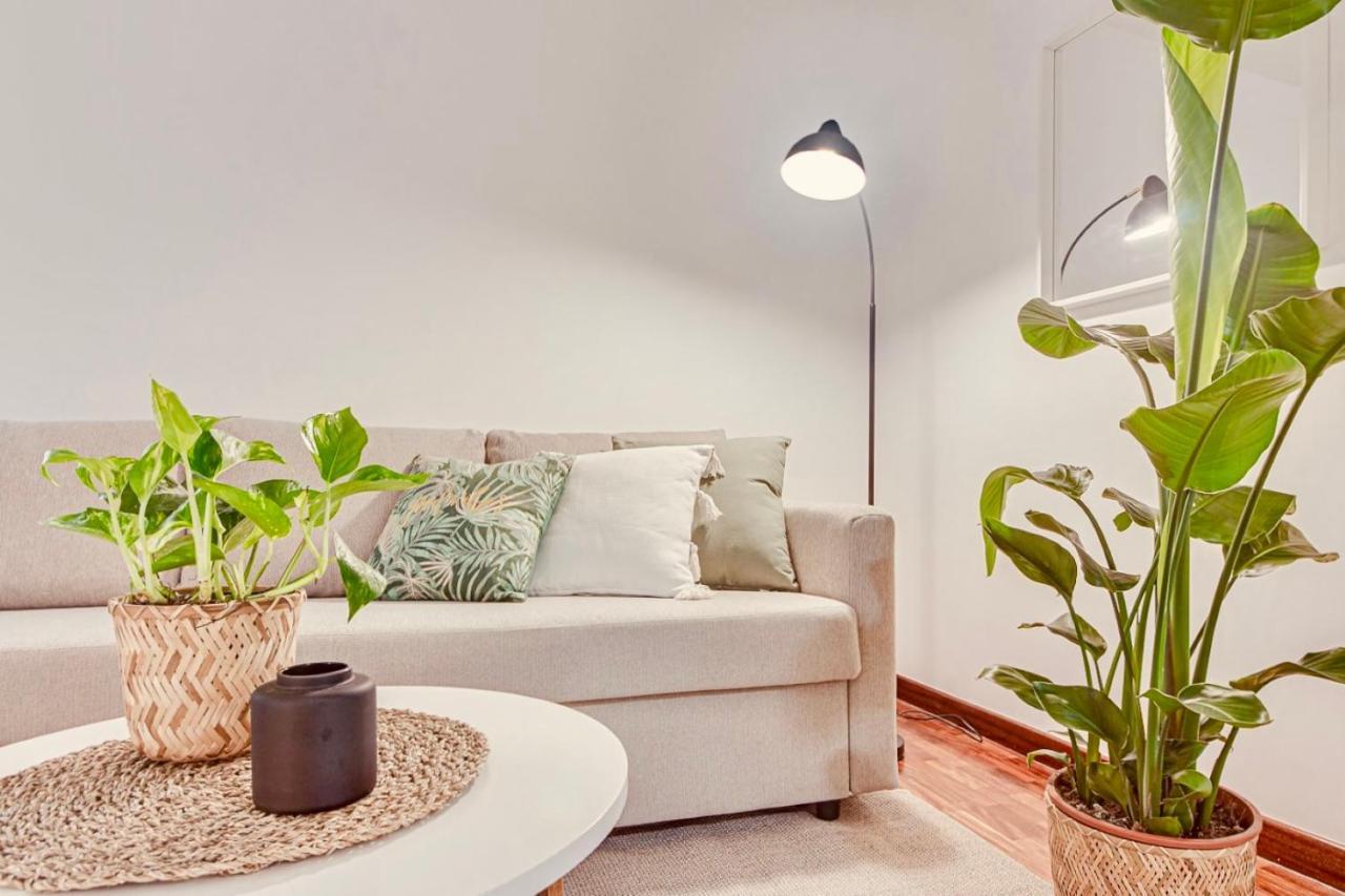 Quiet Marina Gardens Apartment โอโกรูญา ภายนอก รูปภาพ